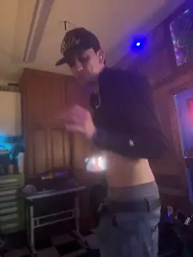 Polaroid_White's cam snapshot