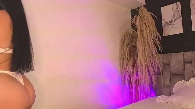 emmy_danielss's cam snapshot