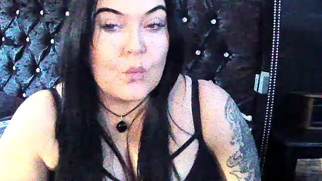 Miss_CurvesXXX's cam snapshot