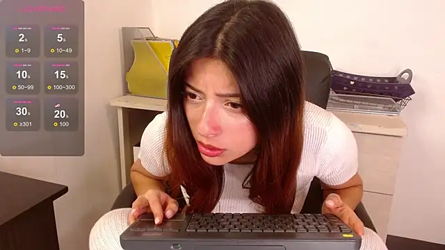 Adrianna5_'s cam snapshot