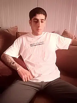 arenn1997's cam snapshot