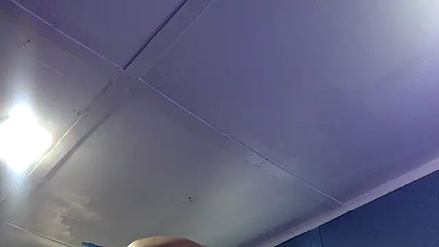 sexyhotstud12's cam snapshot