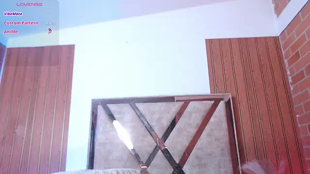 AGATHAA_WHITE live sex cam