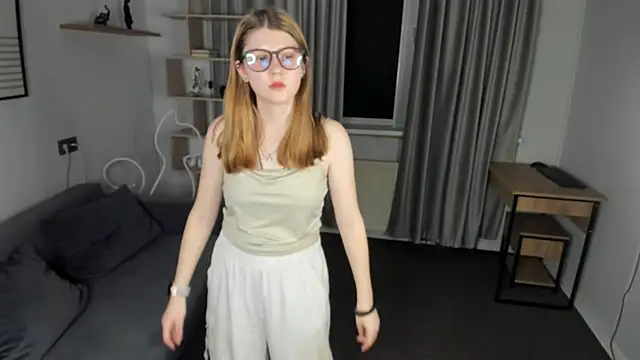 IndiraMarotto live sex cam