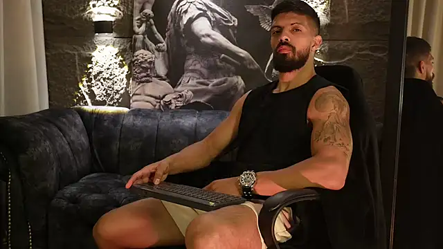 DannSaenz's cam snapshot