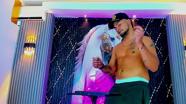 handsome_boys22's cam snapshot