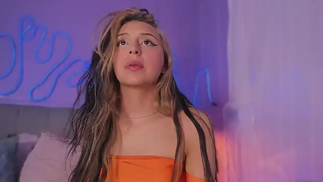 Sofly_s live sex cam