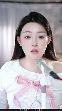 Dou-Dou-er's cam snapshot