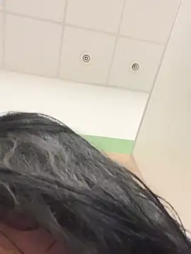 Tisha_Busty live sex cam