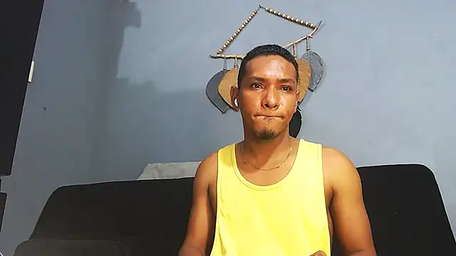 Grandeygruesa1 live sex cam