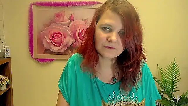 TwoBigSuns's cam snapshot