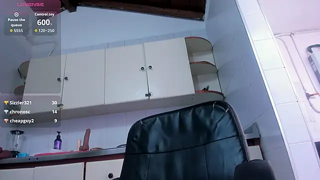 BustyGlow's cam snapshot