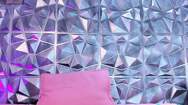 AmberJoyMilf's cam snapshot