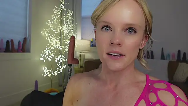 Taylorlove303 live sex cam