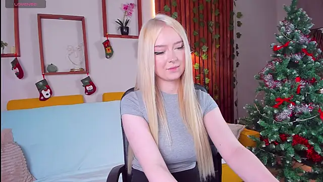 ChanelCarters's cam snapshot