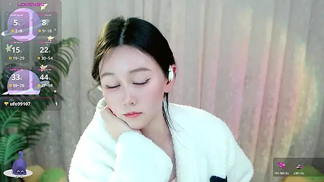 Aimee-520 live sex cam