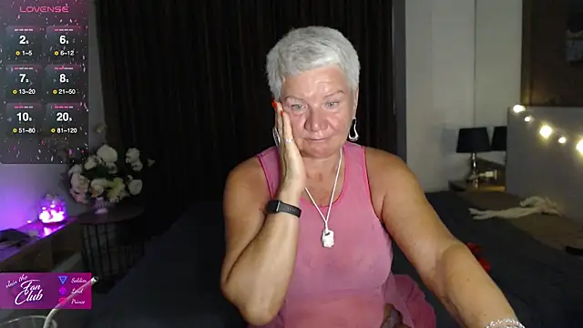 roxana_brooks live sex cam