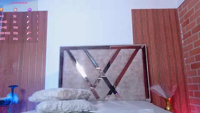 AGATHAA_WHITE live sex cam