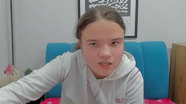 AdeleCruz live sex cam