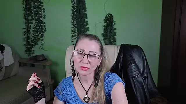 Habibi_Honeyy's cam snapshot