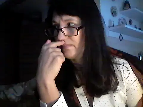 Elena48324's cam snapshot