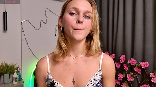 Ellis_Blossom's cam snapshot