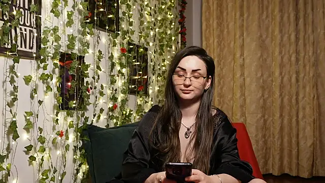 NaughtYHomemadE's cam snapshot