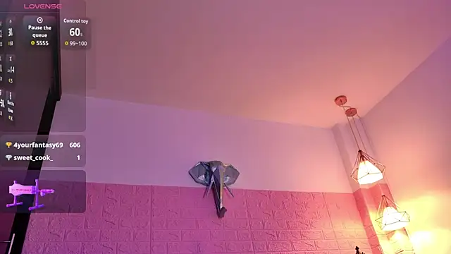 Dulce_Stormy's cam snapshot