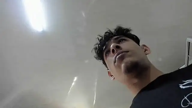 MaxStar26's cam snapshot