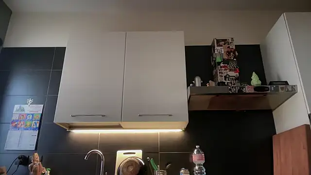 theitalianbear live sex cam