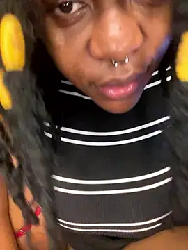 Boneca25 live sex cam