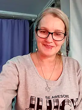 irinamaux live sex cam