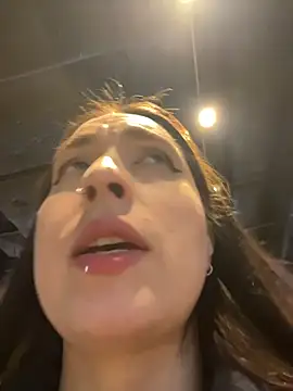 Holly_Play live sex cam