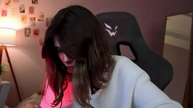 dinnerwithflowers's cam snapshot