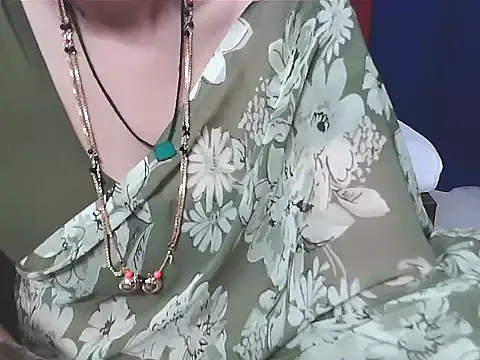 sunitha-3 live sex cam