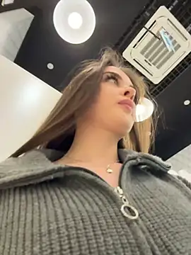 KristiRich live sex cam