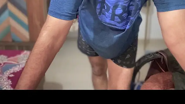 MakeMeAwareAah's cam snapshot