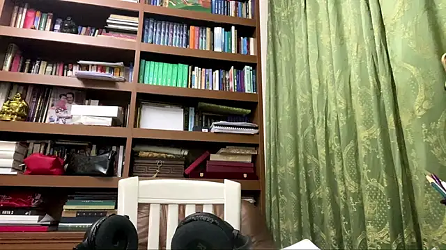 LinaClous's cam snapshot