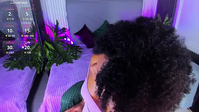 AriebonyBrooke live sex cam