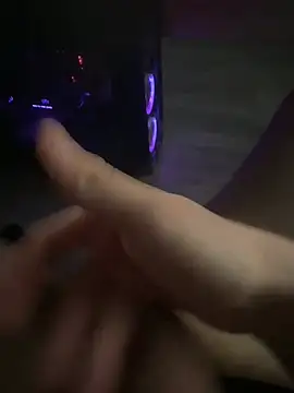 jstntz's cam snapshot