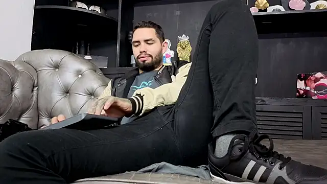 matteosantos live sex cam