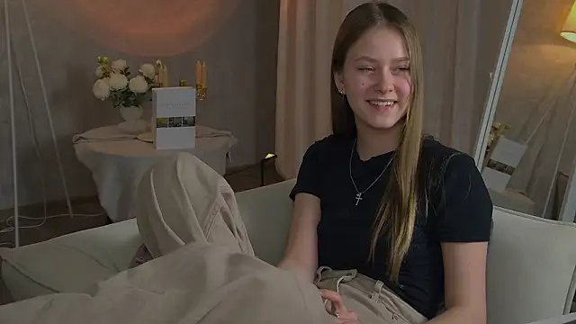 EveMundie's cam snapshot