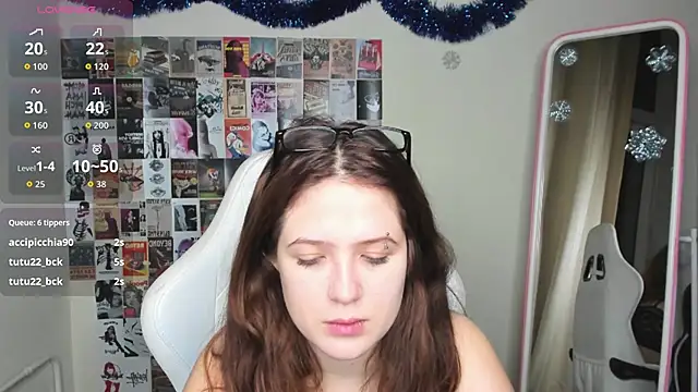 Anora_Miller's cam snapshot