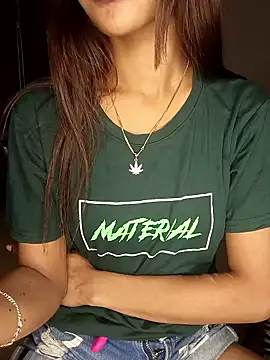 LOVELY_BABYJI's cam snapshot