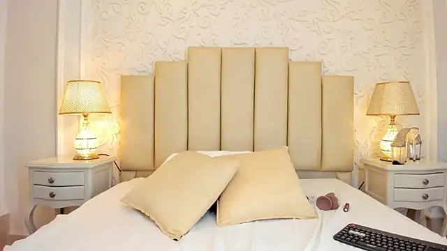 IvannaClaire's cam snapshot