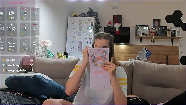 Girl_alone_home live sex cam