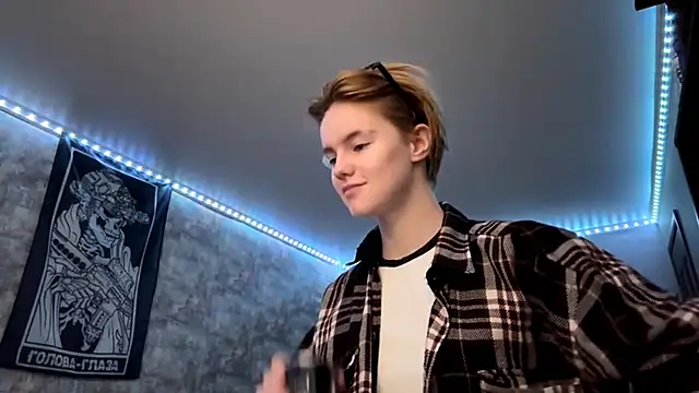 CutieGoga's cam snapshot