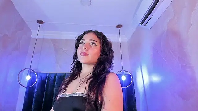 YaraShine's cam snapshot