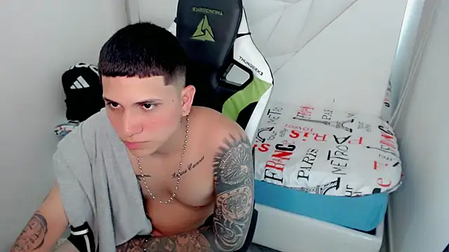 Brayan_lopezz's cam snapshot