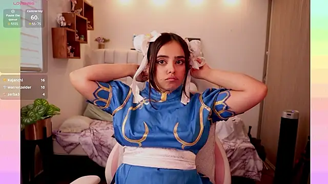 JennieBaee's cam snapshot